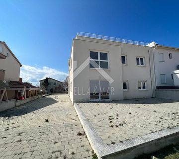 Apartman sa dvije spavaće sobe, blizina mora - Privlaka - cover