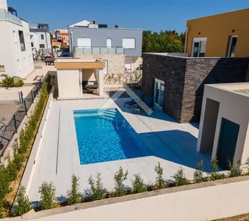 Villa sa bazenom, pogled na more - Privlaka - cover