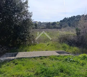 Poljoprivredno zemljište  - cover