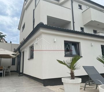 Istra, Premantura, apartman u prizemlju 97,82m2 - cover