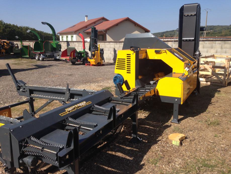 stroj-rezanje-cijepanje-uniforest-titan-40-20-premium-slika-218610332 (1)