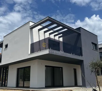 OTOK KRK, nova moderna vila s bazenom i pogledom na more! - Punat
