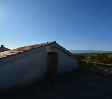 Krk samostojeća stara kamena kuća sa otvorenim pogledom ! - cover