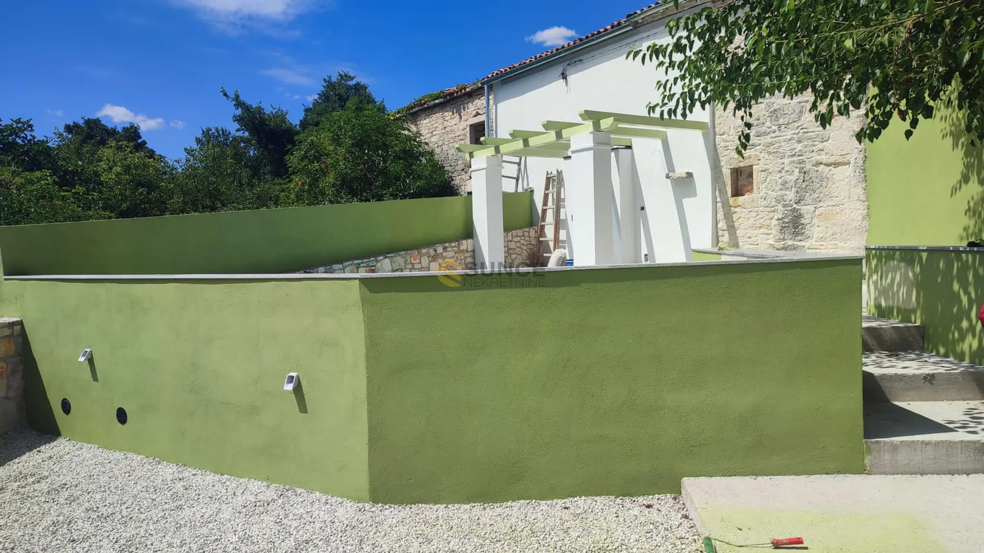 ISTRA, SVETVIČENAT,  renovirana stara kamena kuća s bazenom. Lijepa i mirna pozicija! - cover