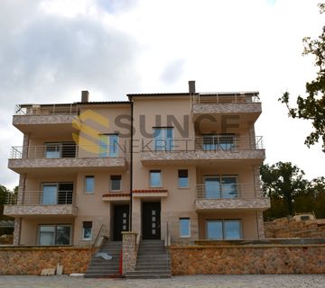 OTOK KRK, NJIVICE, NOVI APARTMAN S PREKRASNIM POGLEDOM NA MORE VRTOM ! - cover