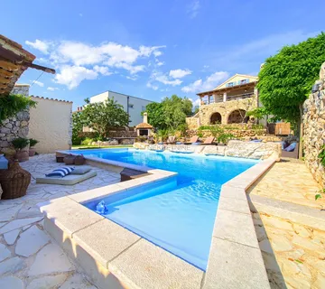 Malinska, prekrasna rustikalna vila s bazenom i otvorenim pogledom na more! - Sveti Vid-Miholjice, Malinska-Dubašnica