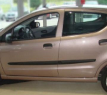 Suzuki Alto 2009 - bočne letvice - cover