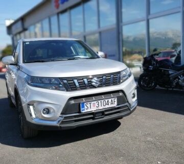 Suzuki Vitara 1,4 Hybrid 2023. Reg. 03/24 - cover