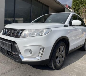 Suzuki Vitara 1,0 Premium GL+NAVIGACIJA,KAMERA Reg.07/24 - cover