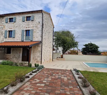 Prodaja, Kaštelir, Renovirana dvojna kamena kuća s bazenom, KOP-779 - cover