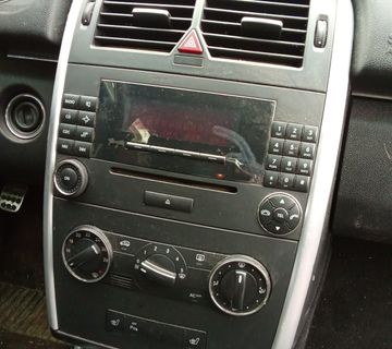 Mercedes B klasa dijelovi - cover
