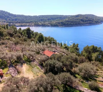 Korčula, Vela Luka – jedinstveno imanje uz obalu, okruženo zelenilom - cover