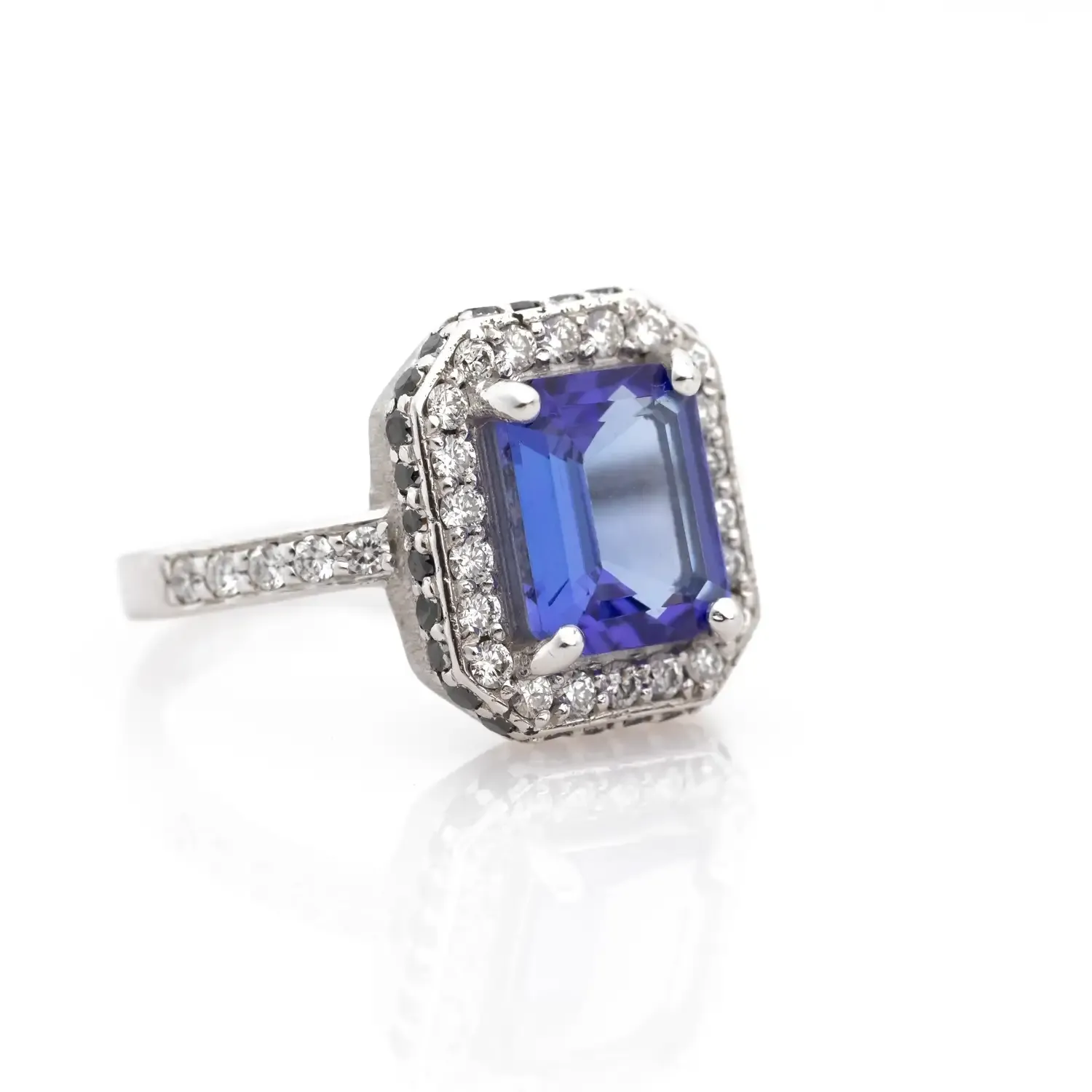 Zlatni prsten Adelaide - cover