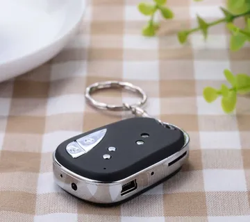 SKRIVENA KAMERA u ključu + 8GB kartica - cover