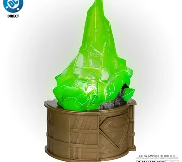 Superman Glowing Kryptonite Display Replica - cover