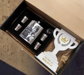 Poklon paket za kolegu “Kolega za 5” - cover