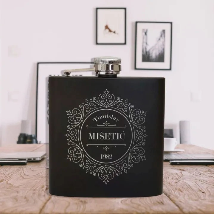 Pljoska personalizirana- Crna - cover