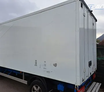 HLADNJAK ZA GARAŽU S KESONSKIM PROSTOROM - cover