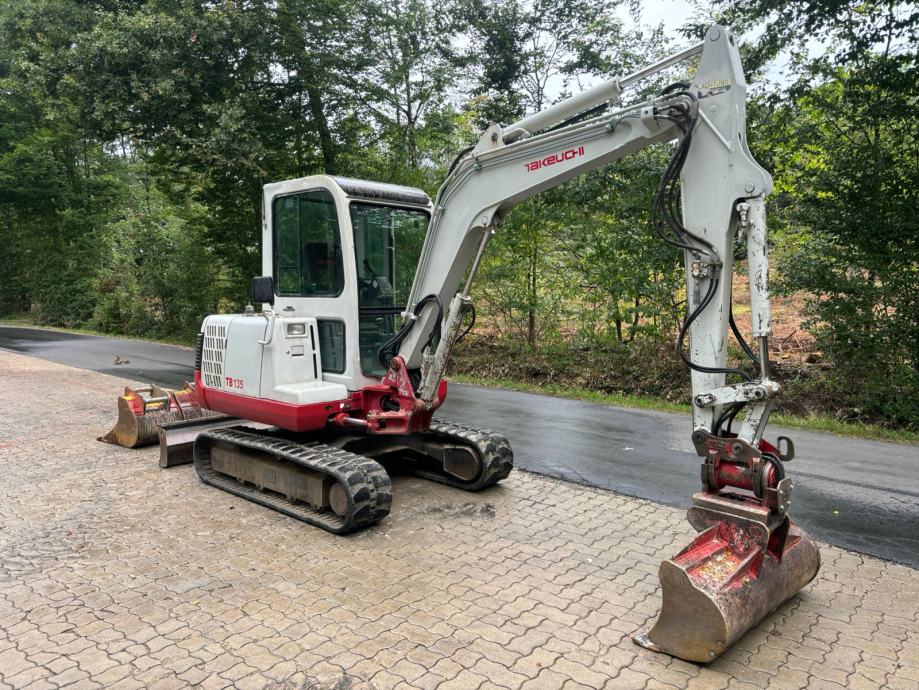 takeuchi-tb-135-slika-225952102