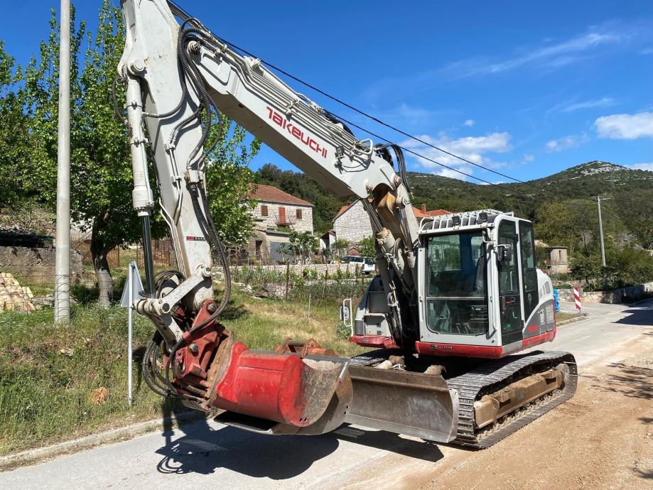 takeuchi-tb-2150-r-slika-218685559