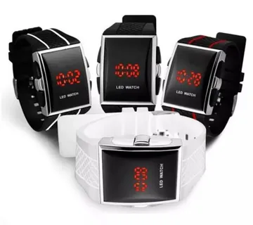 Led Unisex sat s gumenim remenom - cover