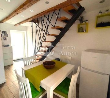 Atraktivan apartman 50 m od mora, Baška, otok Krk - cover