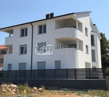 Apartman na veoma dobroj lokaciji, Malinska, otok Krk - cover