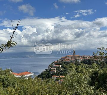 Građevinsko zemljište s veoma lijepim pogledom na more, Vrbnik, otok Krk  - cover