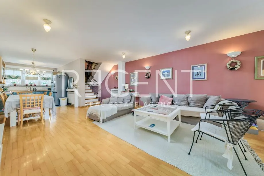 Zagreb, Dugave - Obiteljska kuća na četiri etaže - cover