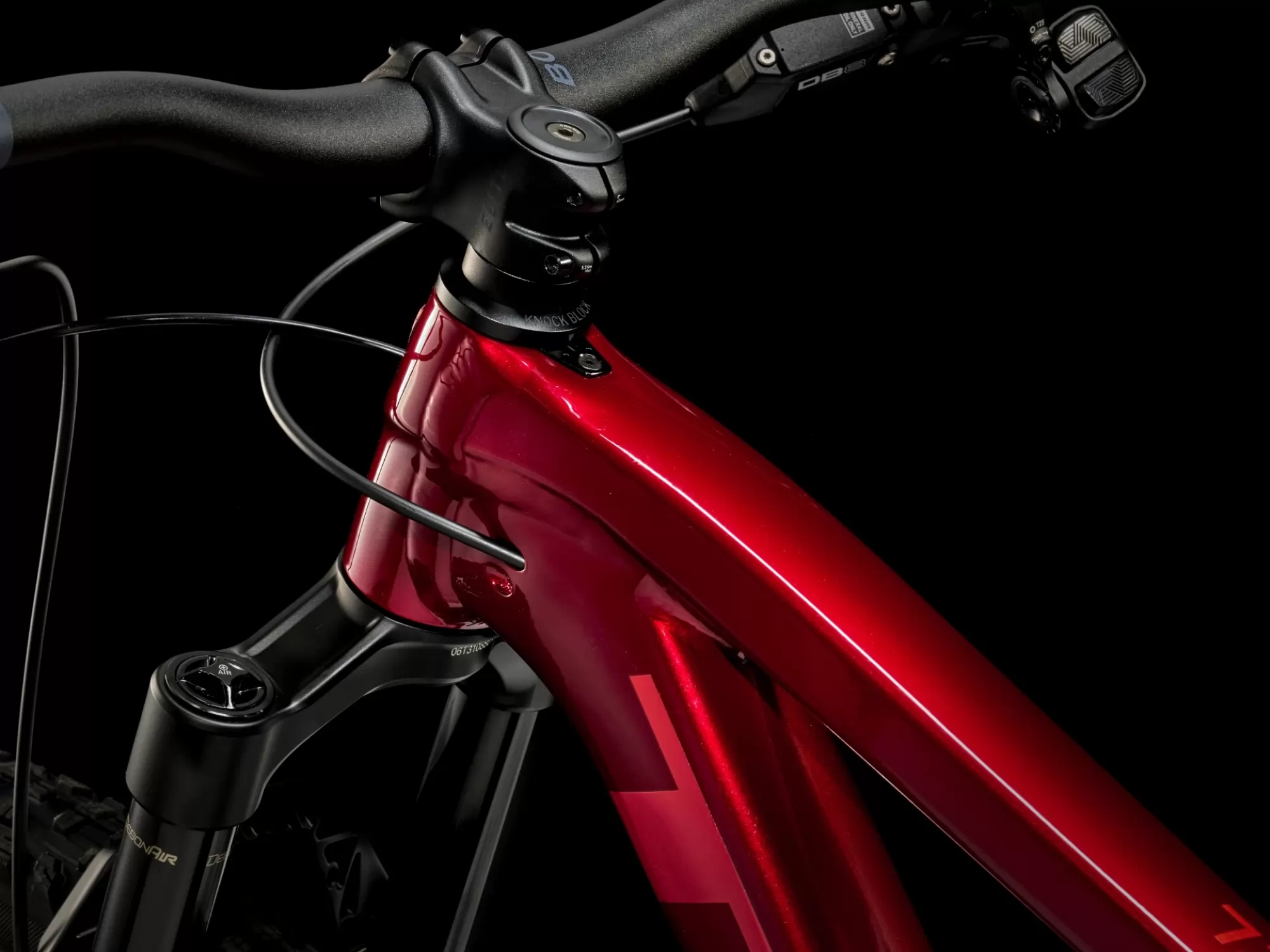 top-fuel-8-gx-axs-t-type-2024-crimson-37536-17011629146344