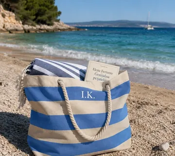 Torba za plažu s imenom – plava s prugama - Prozor, Otočac