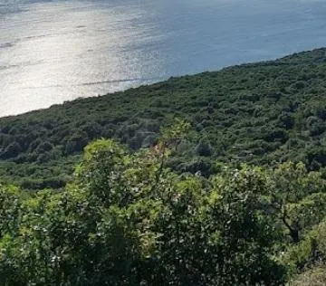 Cavtat, uz samo more- prodaje se zemljište 25000 m2 u turističkoj zoni - Cavtat, Konavle