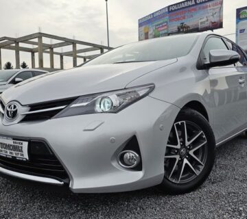 Toyota Auris 2,0 D-4D,XENON,LED,KLIMA,NAVI,TEMPOMAT,ALU,KAMERA,JAMSTVO - cover