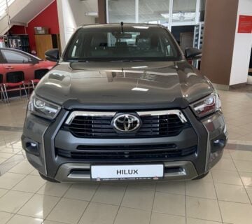 TOYOTA HILUX 2.8 D-4D INVINCIBLE, BRZA ISPORUKA ( JEDINI U RH ) !!!! - cover