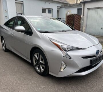 Toyota Prius 1,8 VVT-i svojim kamionima uvozimo po narudžbi - cover