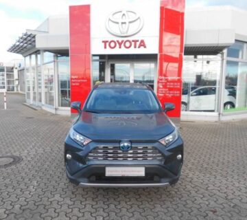 Toyota RAV4 2,5 Hybrid svojim kamionima uvozimo po narudžbi - cover