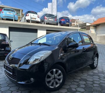 Toyota Yaris 1,4 D-4D MAGLENKE-KLIMA-SERVIS PRIJE ISPORUKE-GARANCIJA - cover