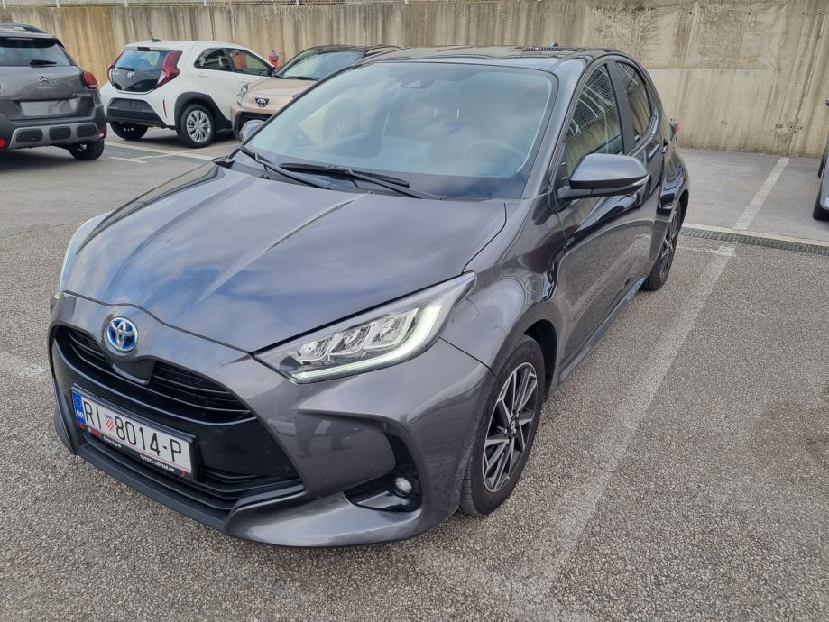 toyota-yaris-1-5-hybrid-sport-niska-km-nije-uvoz-top-stanje-garancija-slika-216106589