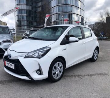 Toyota Yaris 1,5 VVT-i automatik Hybrid AKCIJA samo 60.000 km - cover