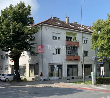 CENTAR, P. KREŠIMIRA ulični poslovni prostor, 110 m2 . - cover