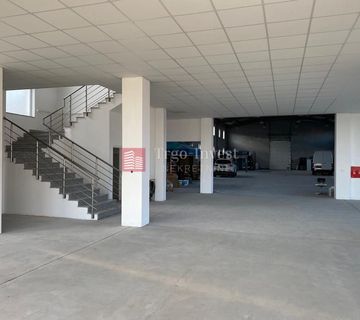 POSLOVNA ZGRADA u industrijskoj zoni, odlična lokacija, 1350 m2 - cover