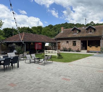 STARA KAPELA restoran i smještaj, uređeno seosko imanje  - cover