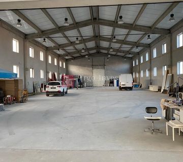 POSLOVNA ZGRADA u industrijskoj zoni, odlična lokacija, 1350 m2 - cover