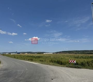 VRBA – Građevinsko zemljište, I. zona, 19.864 m², mog. parcelacije - cover