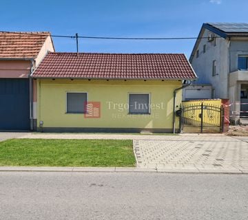 BRANIMIROVA (LIVADA) kompl. uređena manja prizemnica 78 m2, centralno plin.  - cover
