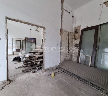 Gornji grad, Ribnjak, Ulični lokal na odličnoj poziciji u gradu 106m2 - cover