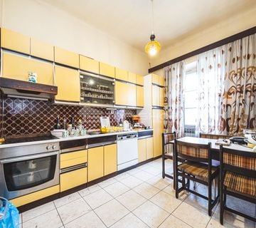 Jastrebarsko, Kuće za radnike, 180m2 - cover