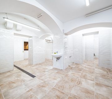Centar, Eskluzivan poslovni prostor, 150m2 - cover