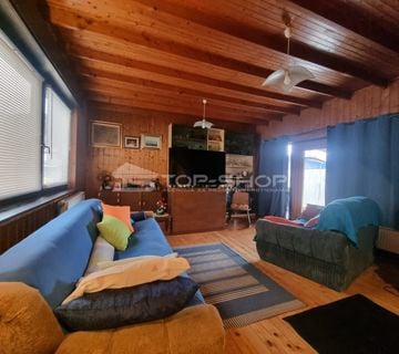 Sesvetski Kraljevec, Obiteljska kuća sa velikom okučnicom 137m2 - cover