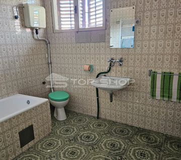 Ivanja reka, kuća za starački dom, ili smještaj radnika -200m2-Prilika - cover